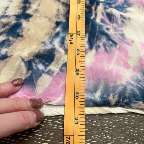 Umgee Tie Dye Oversized Top With Tassels - Picture 4 of 12